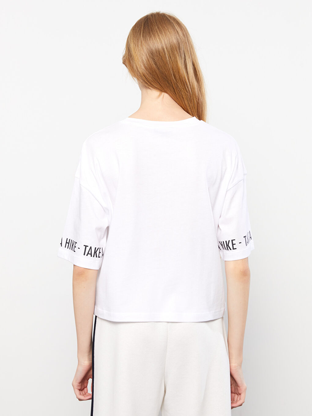 Crew Neck Printed Short Sleeve Women's Crop Top-3