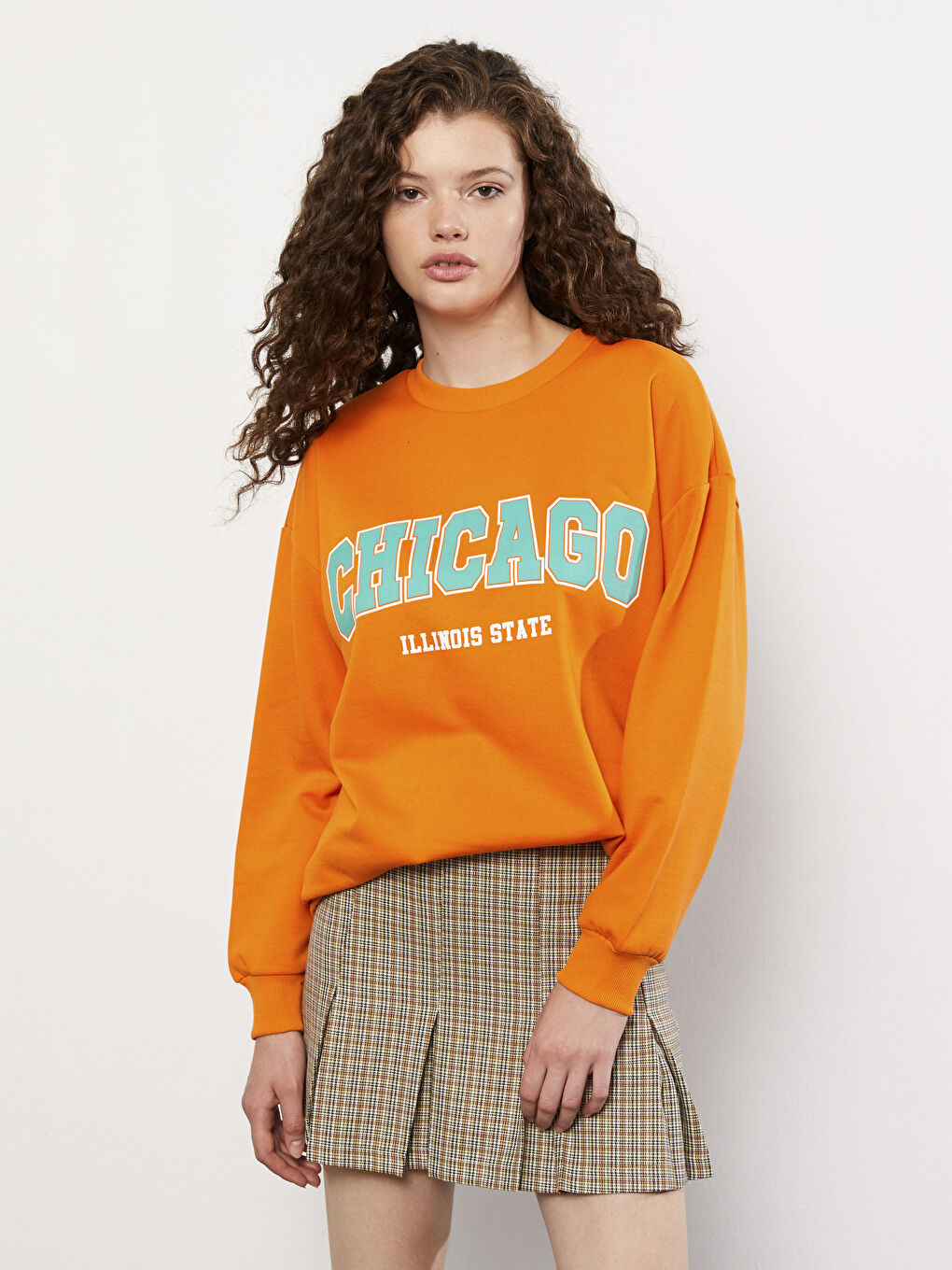 LCW Vision Crew Neck Printed Long Sleeve Women's Sweatshirt -W26979Z8-GEU