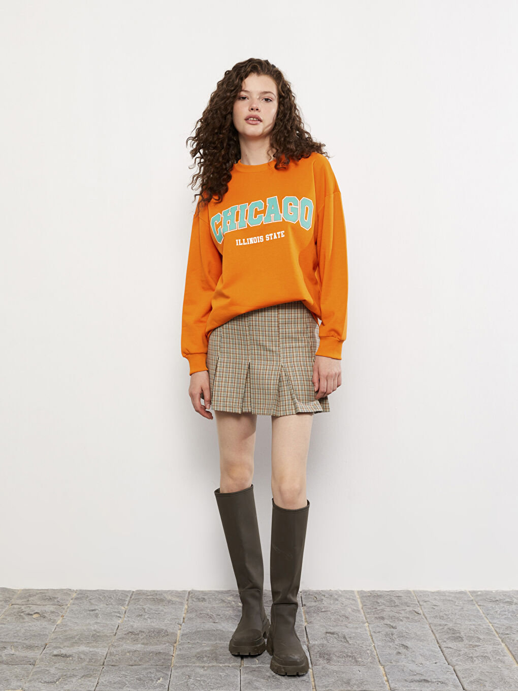 LCW Vision Crew Neck Printed Long Sleeve Women's Sweatshirt -W26979Z8-GEU