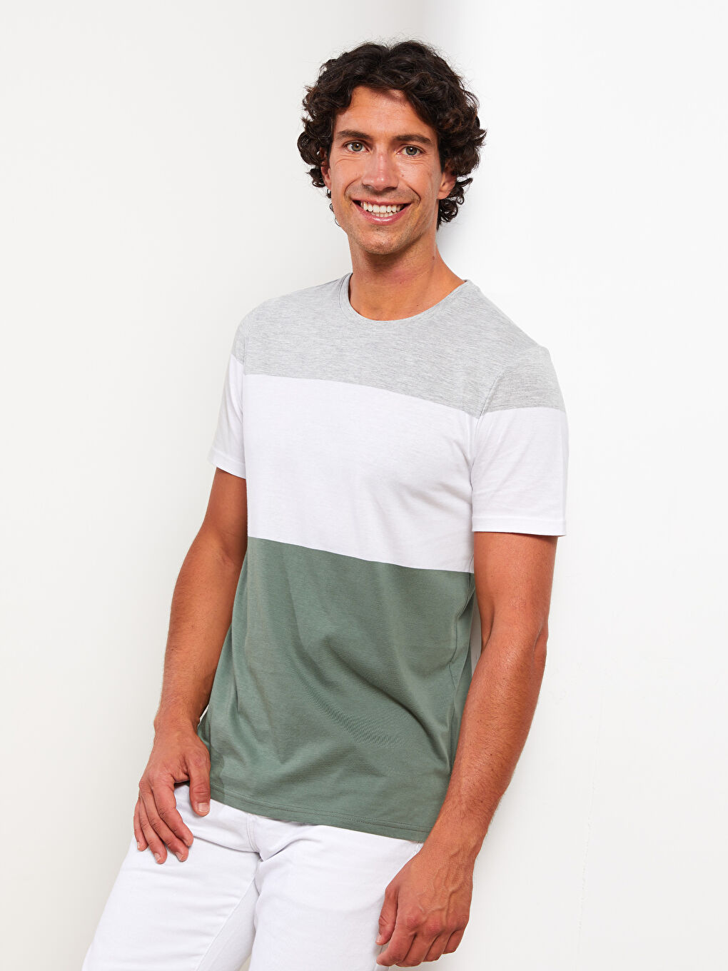 Yeşil Bisiklet Yaka Kısa Kollu Renk Bloklu Penye Erkek Tişört