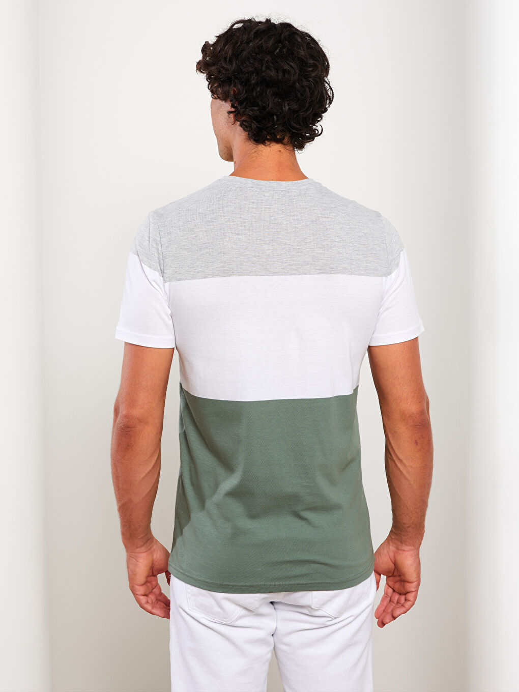 Yeşil Bisiklet Yaka Kısa Kollu Renk Bloklu Penye Erkek Tişört-4