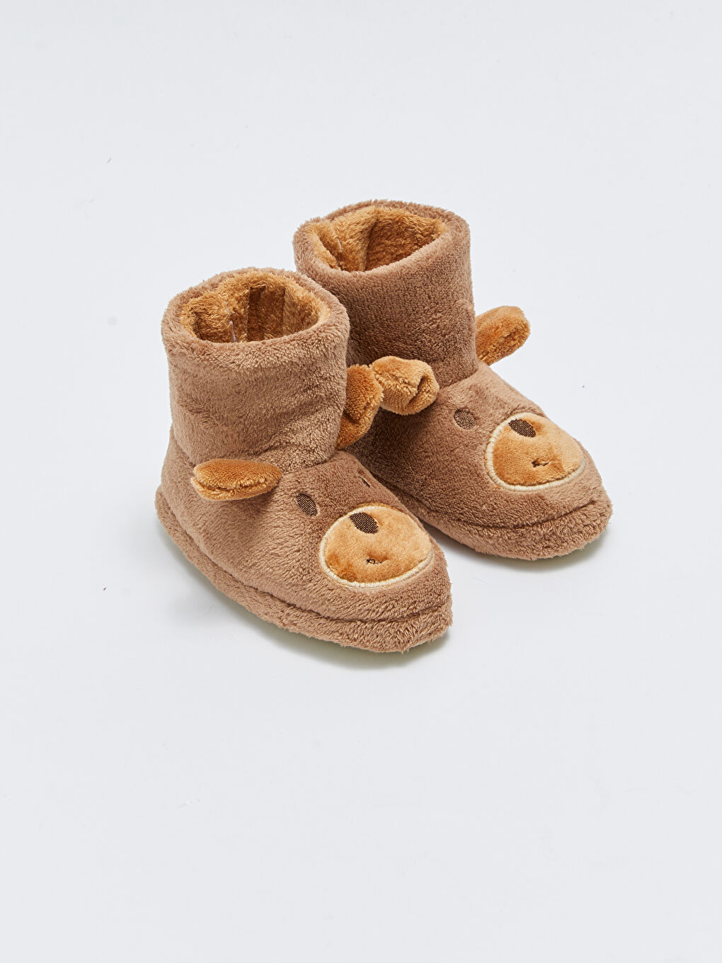 LC Waikiki Kućna čizmica za bebe dečake sa 3D aplikacijom i vezenim detaljima -W27082Z1-RUF