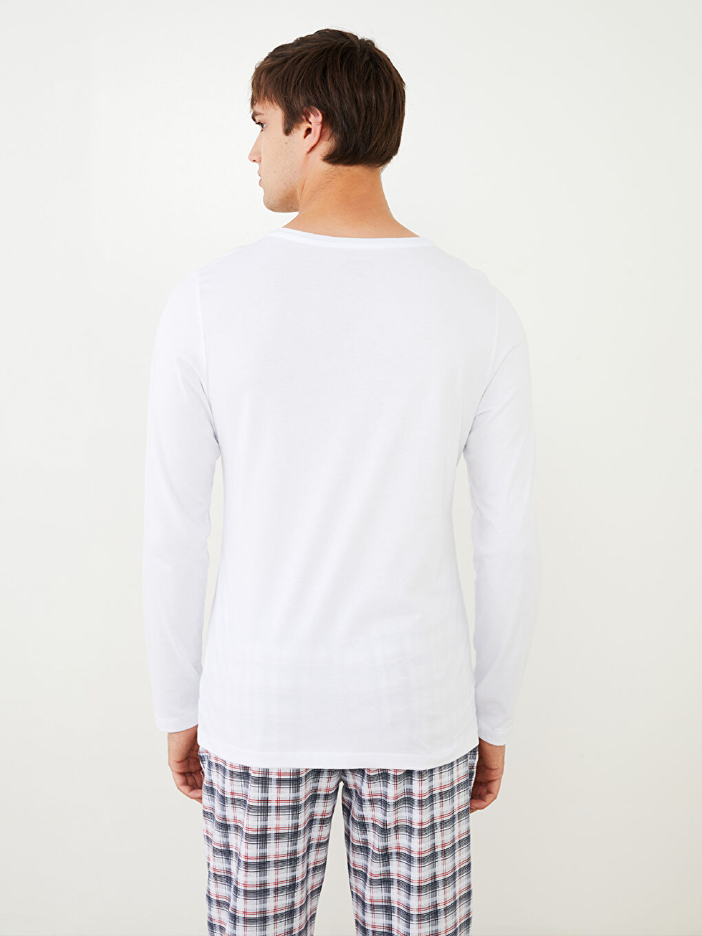 Beyaz V Yaka Uzun Kollu Erkek Atlet-5