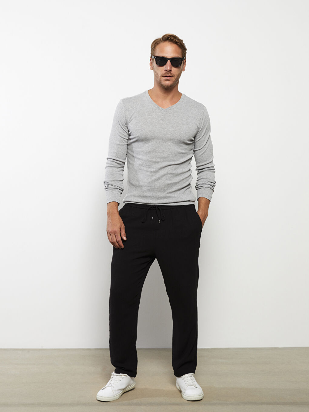 LCWAIKIKI Basic V-Ausschnitt Langarm Jersey Herren T-Shirt -W27158Z8-E3Z