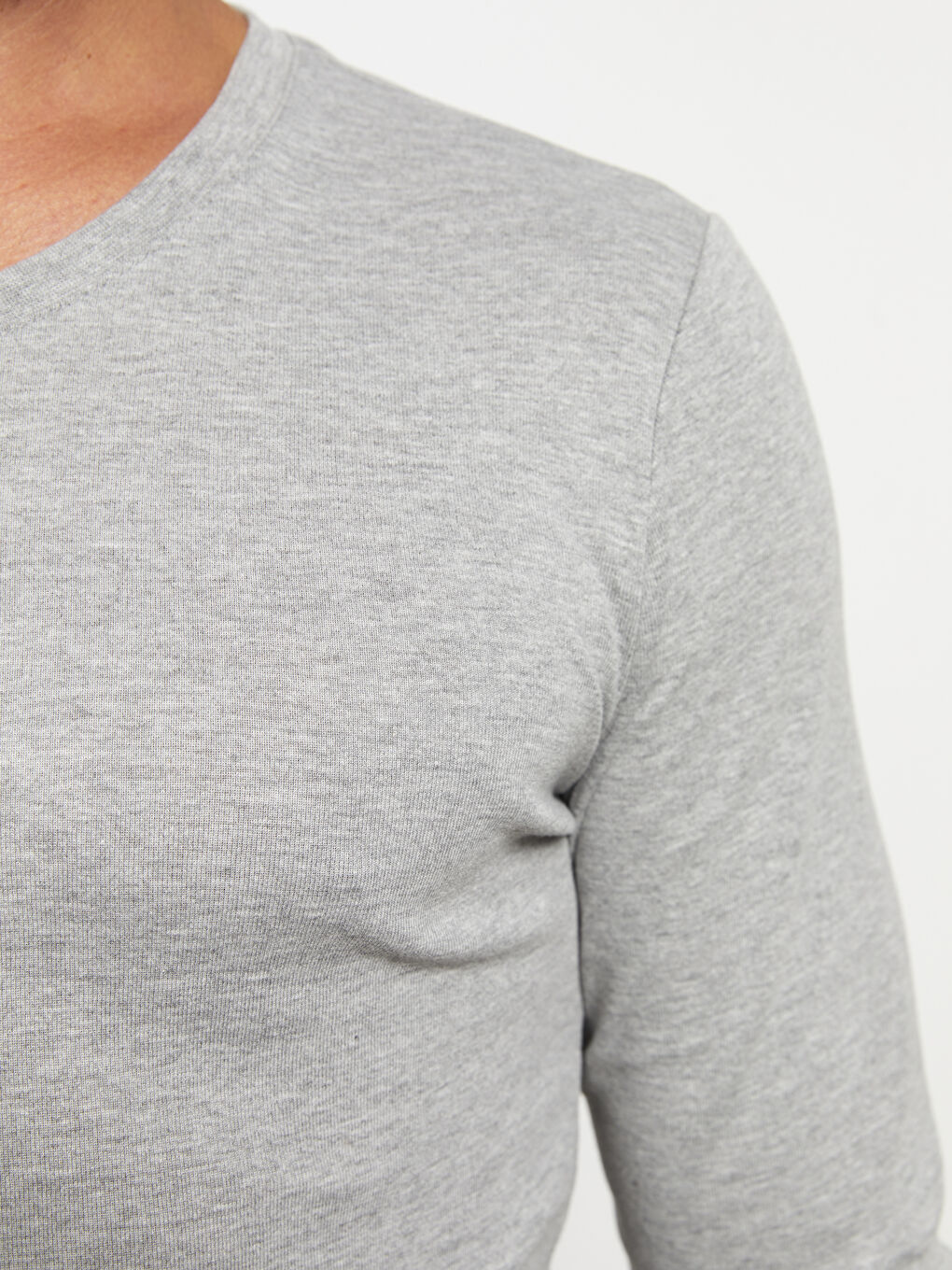 LCWAIKIKI Basic V-Ausschnitt Langarm Jersey Herren T-Shirt -W27158Z8-E3Z