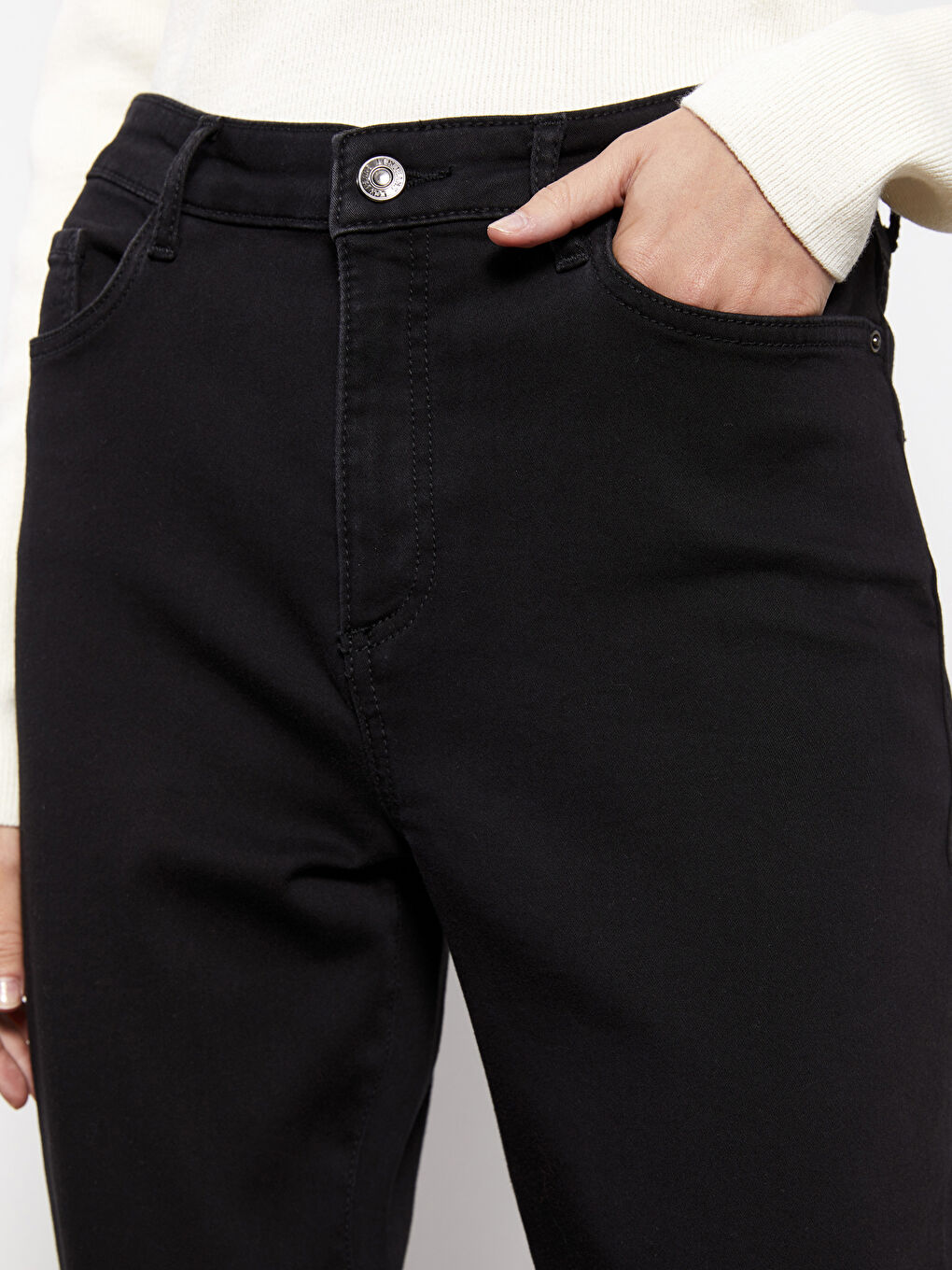 LCWAIKIKI Basic Damen Schlanke Passform Reguläre Denim-Hose -W27245Z8-J0F