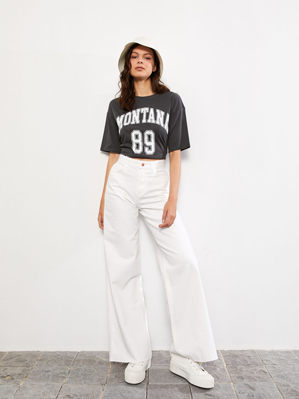 Beyaz Kadın Yüksek Bel Wideleg Düz Jean Pantolon