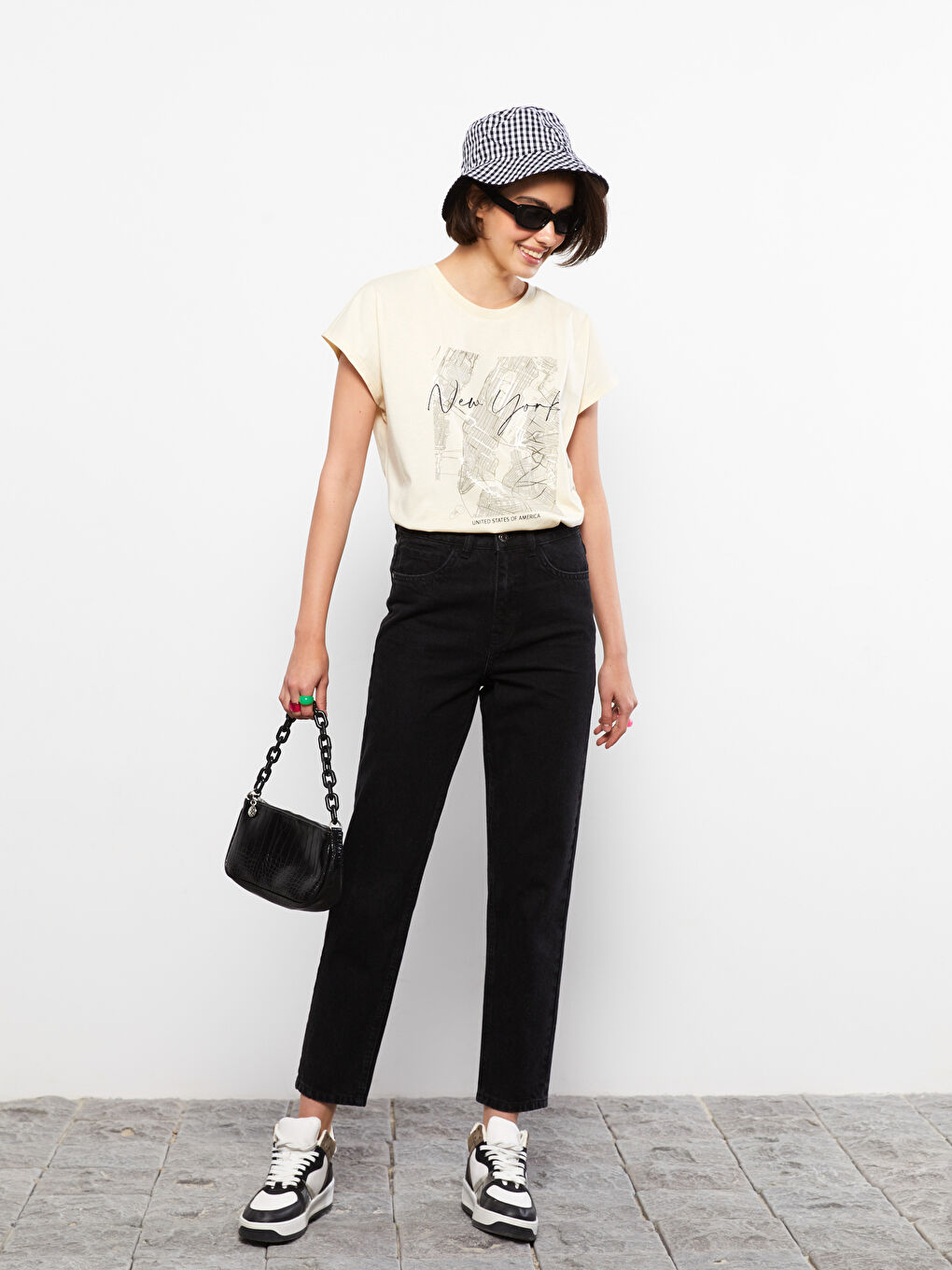LCW Jeans High Waisted Mom Fit Regular Pocket Detailed Women's Rodeo Denim Trousers -W27317Z8-327