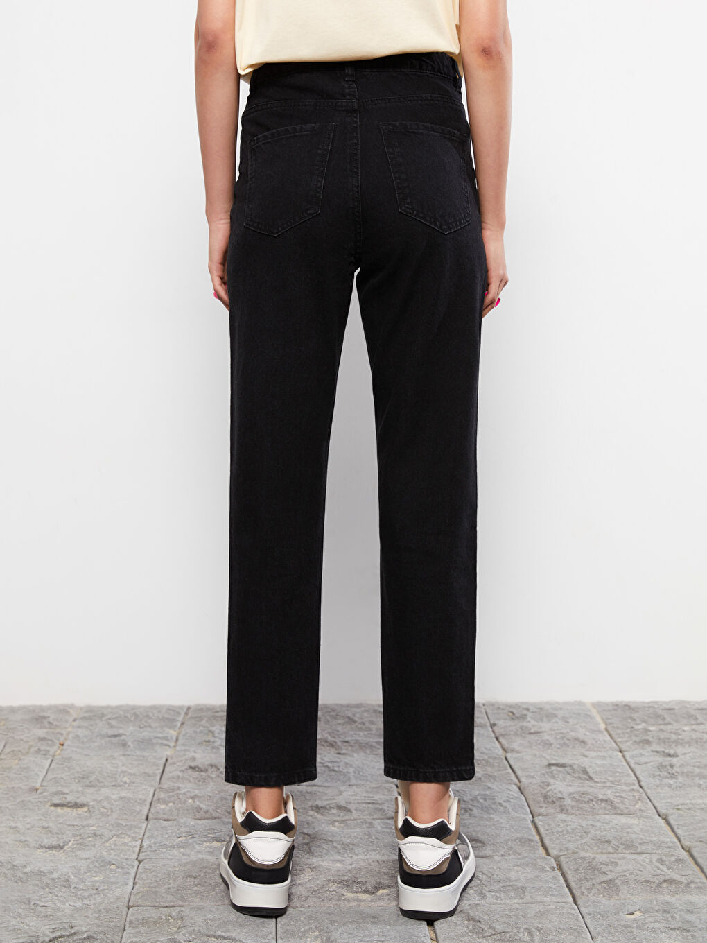 LCW Jeans High Waisted Mom Fit Regular Pocket Detailed Women's Rodeo Denim Trousers -W27317Z8-327