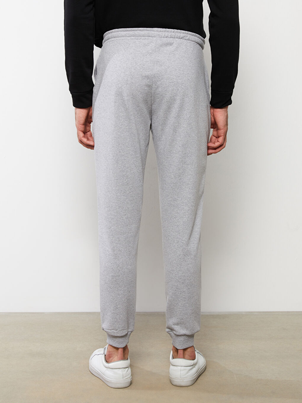 Standard Fit Men's Jogger Sweatpants-4