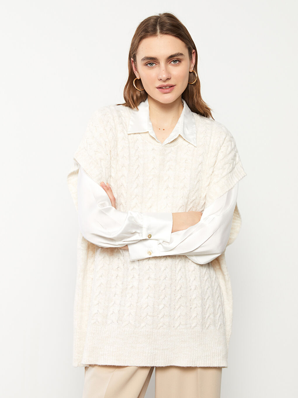 LCWAIKIKI Basic College Neck Self Patterned Women's Tricot Sweater -W27378Z8-R9J