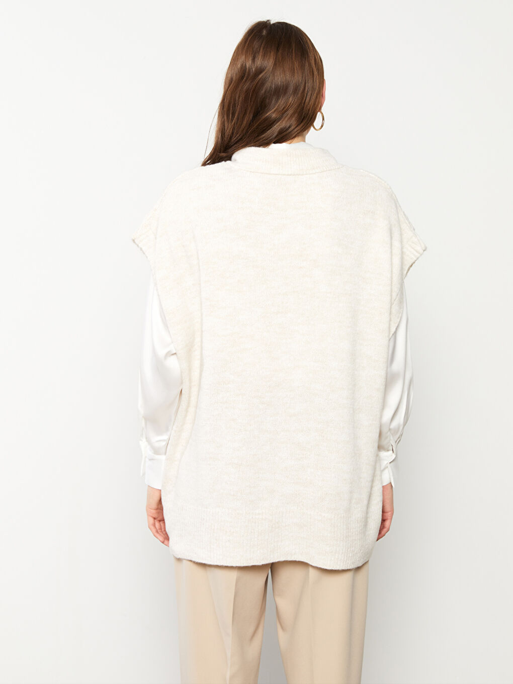 LCWAIKIKI Basic College Neck Self Patterned Women's Tricot Sweater -W27378Z8-R9J