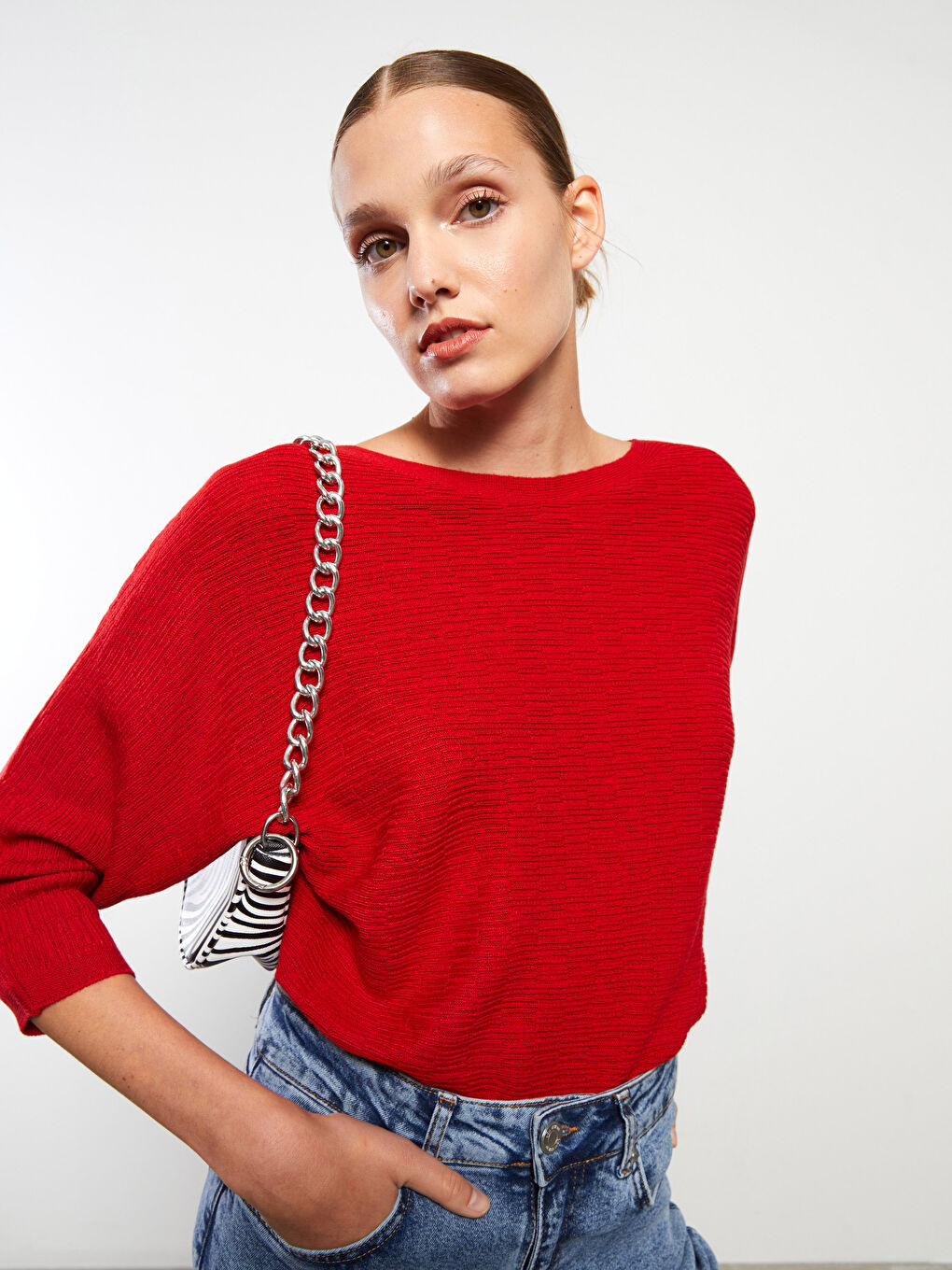 Kırmızı Kadın Kayık Yaka Düz Triko Kazak-1