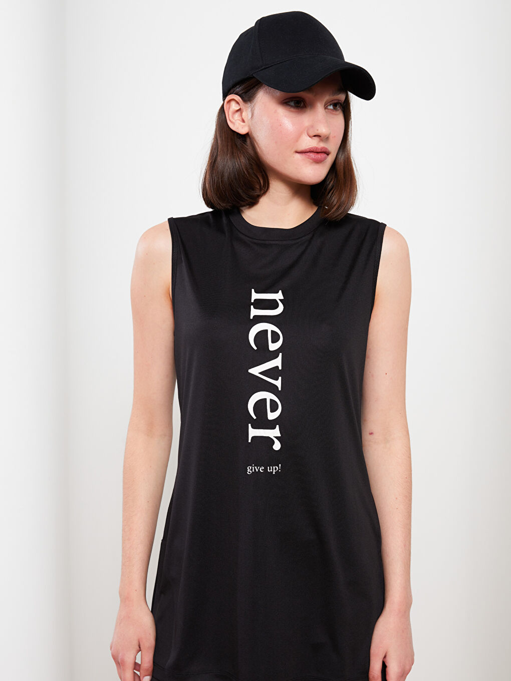 LCW Modest Women's Crew Neck Letter Printed Sleeveless Athlete -W27607Z8-RQL