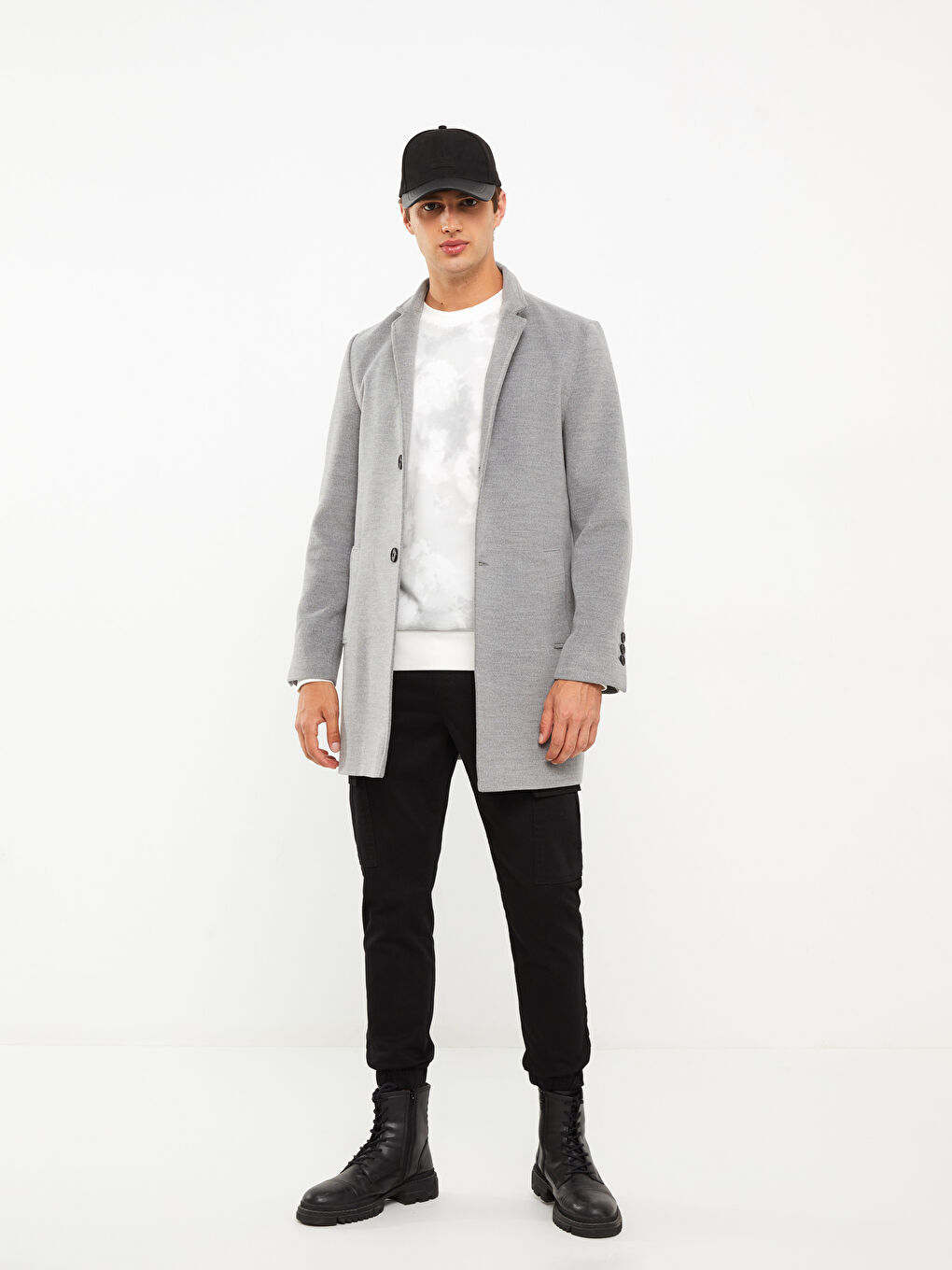 Gri Standart Kalıp Dik Yaka Erkek Kaşe Kaban