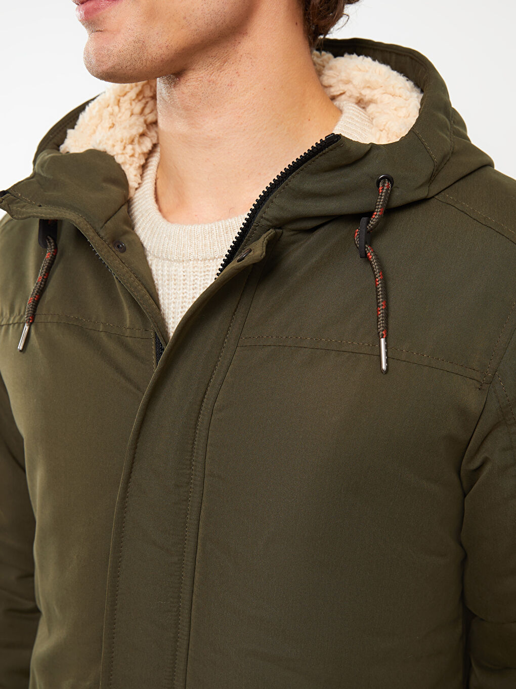 Haki Standart Kalıp Kapüşonlu Erkek Parka-2