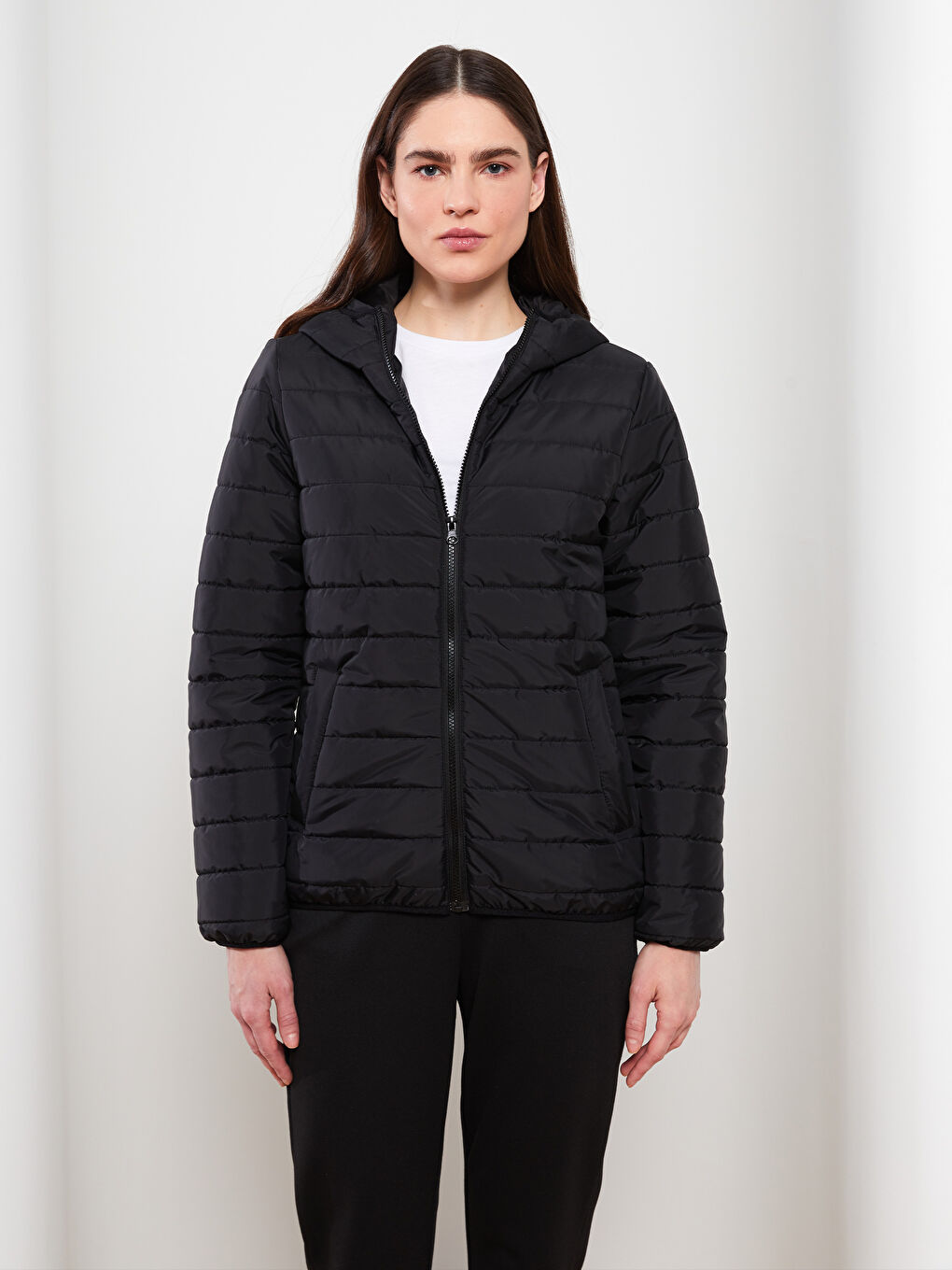 Siyah Kadın Kapüşonlu Düz Mont-3