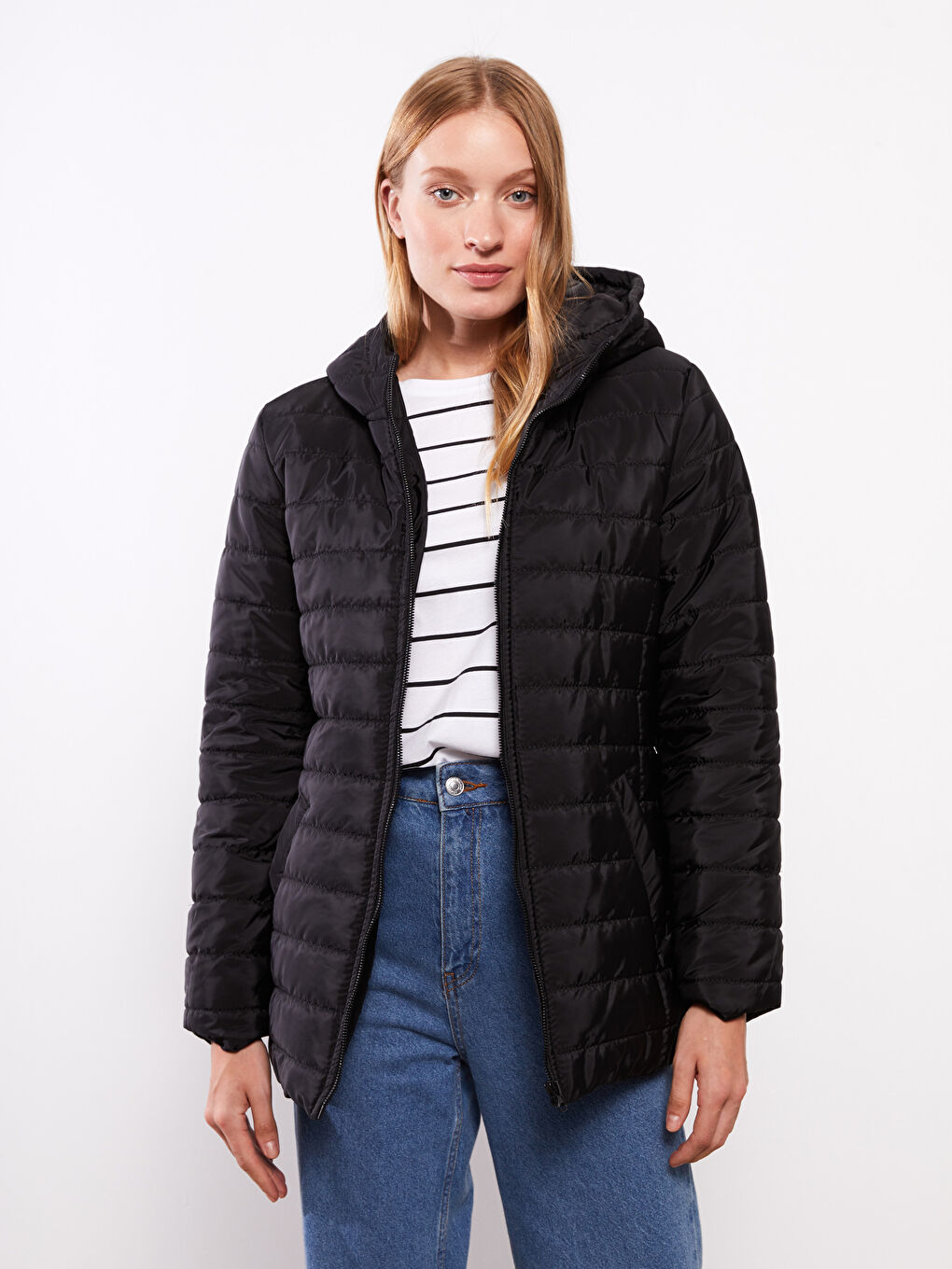 Siyah Kadın Kapüşonlu Düz Mont-1