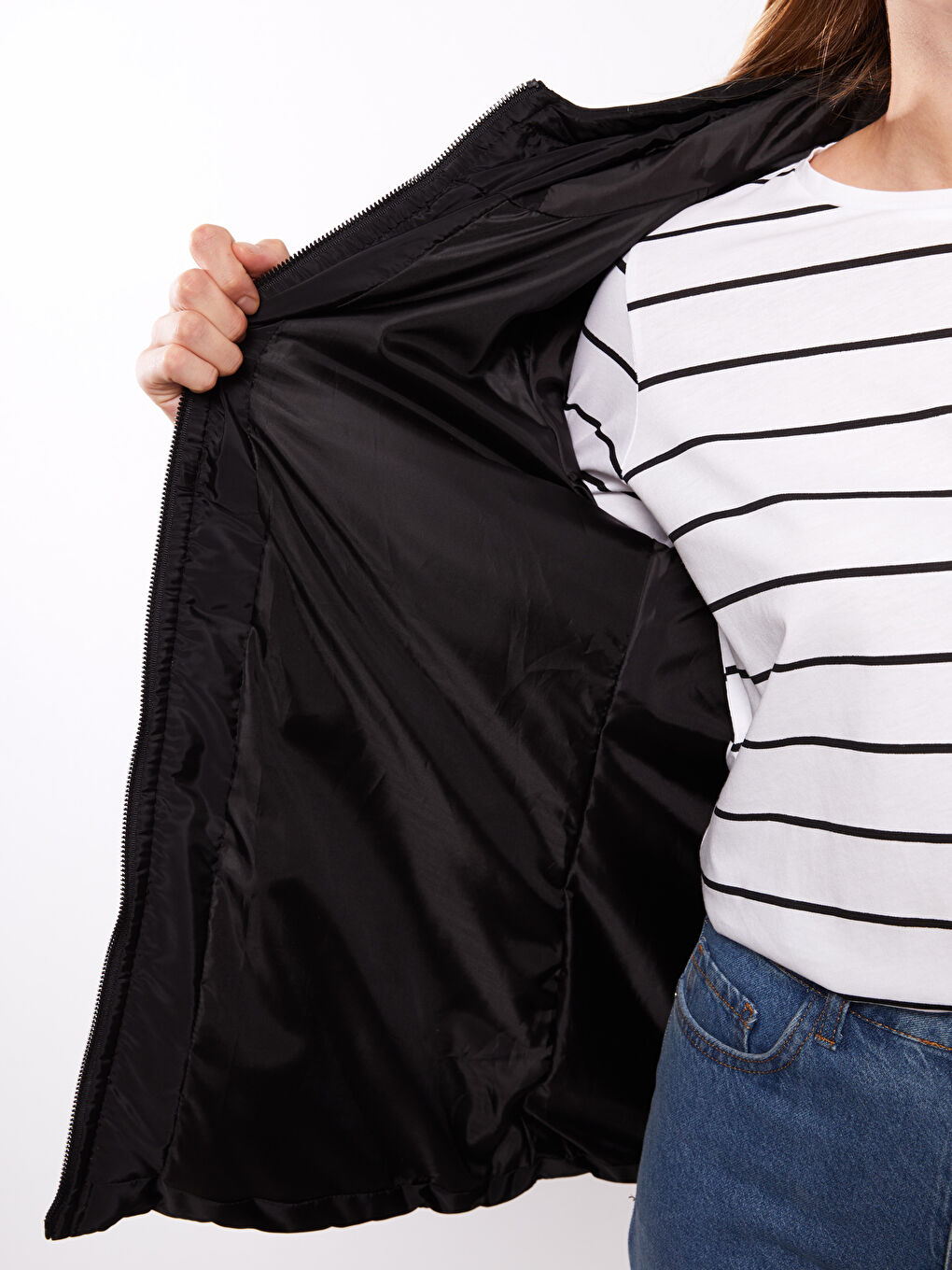 Siyah Kadın Kapüşonlu Düz Mont-4