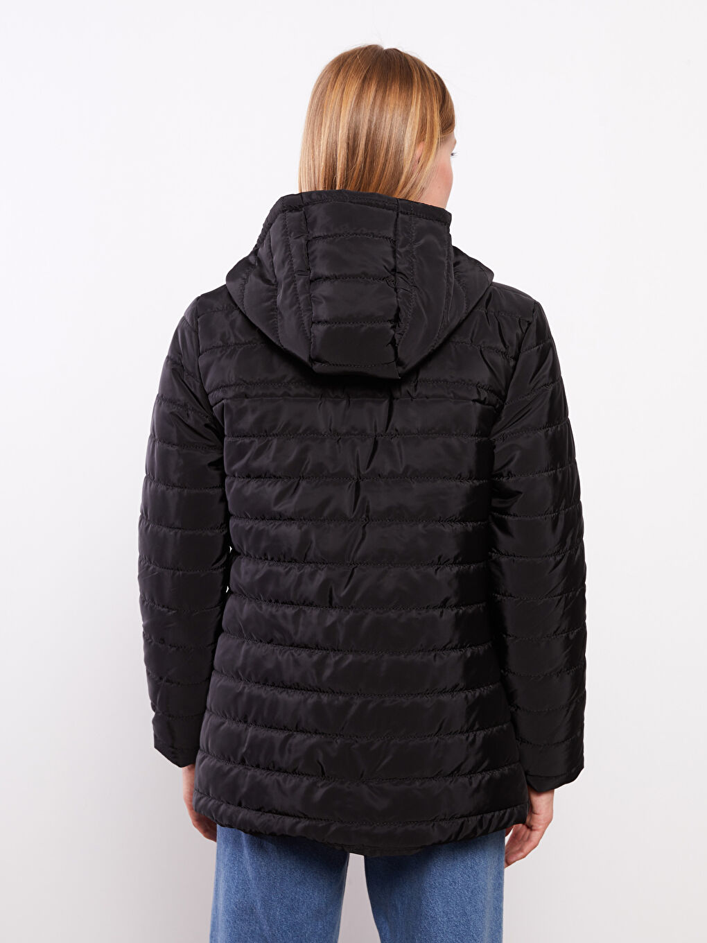 Siyah Kadın Kapüşonlu Düz Mont-5