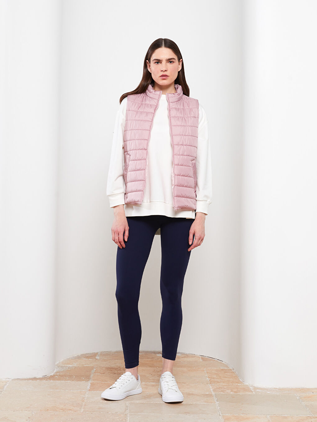 Pembe Kadın Dik Yaka Düz Yelek