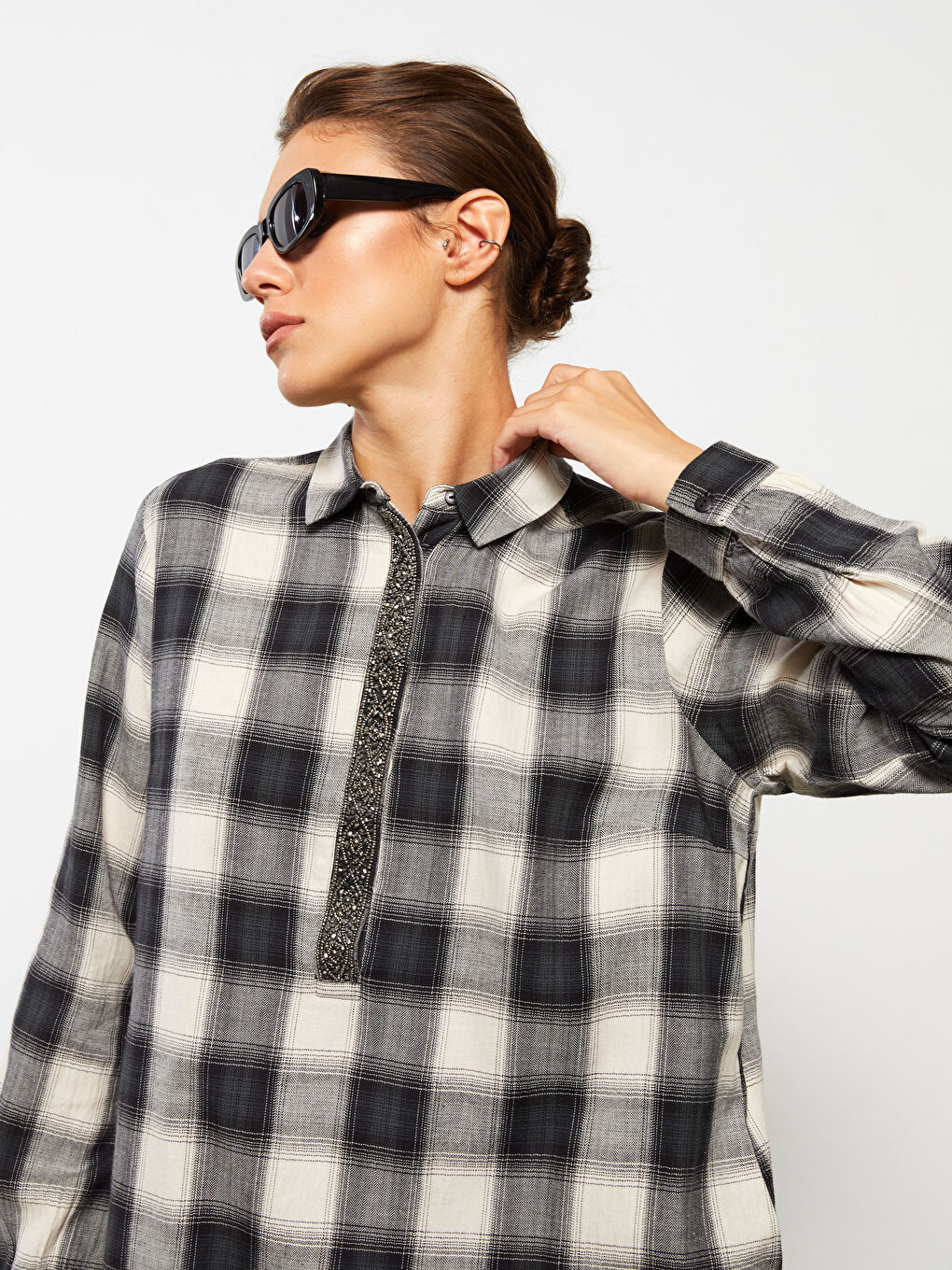 LCWAIKIKI Classic Plaid Long Sleeve Viscose Women's Shirt Tunic -W27728Z8-LN6