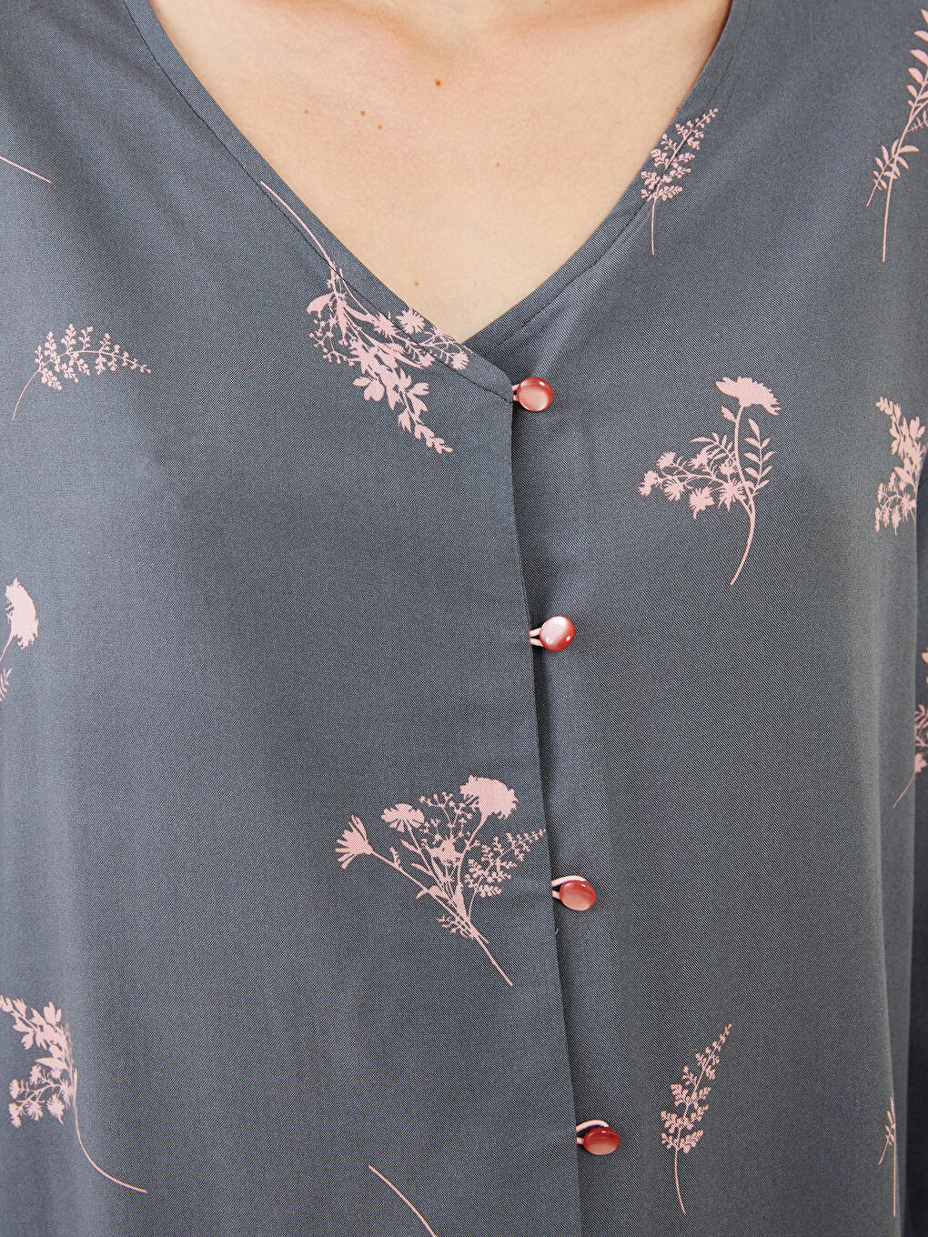 Antrasit V Yaka Çiçekli Viskon Kadın Pijama Takımı-3