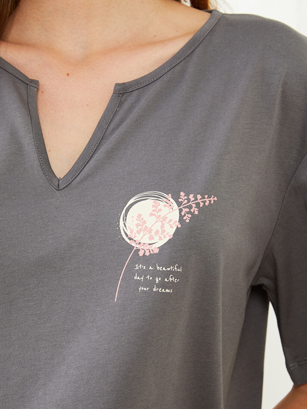 Women's Crew Neck Printed Short Sleeve Cotton Nightgown-3