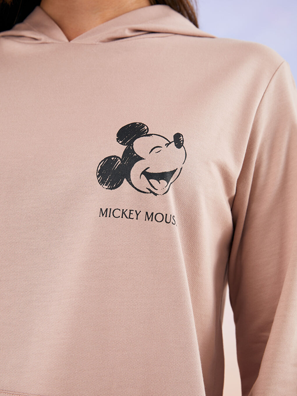 LCW DREAM Mat Pembe Kapüşonlu Mickey Mouse Baskılı Uzun Kollu Kadın Pijama Üst - 4