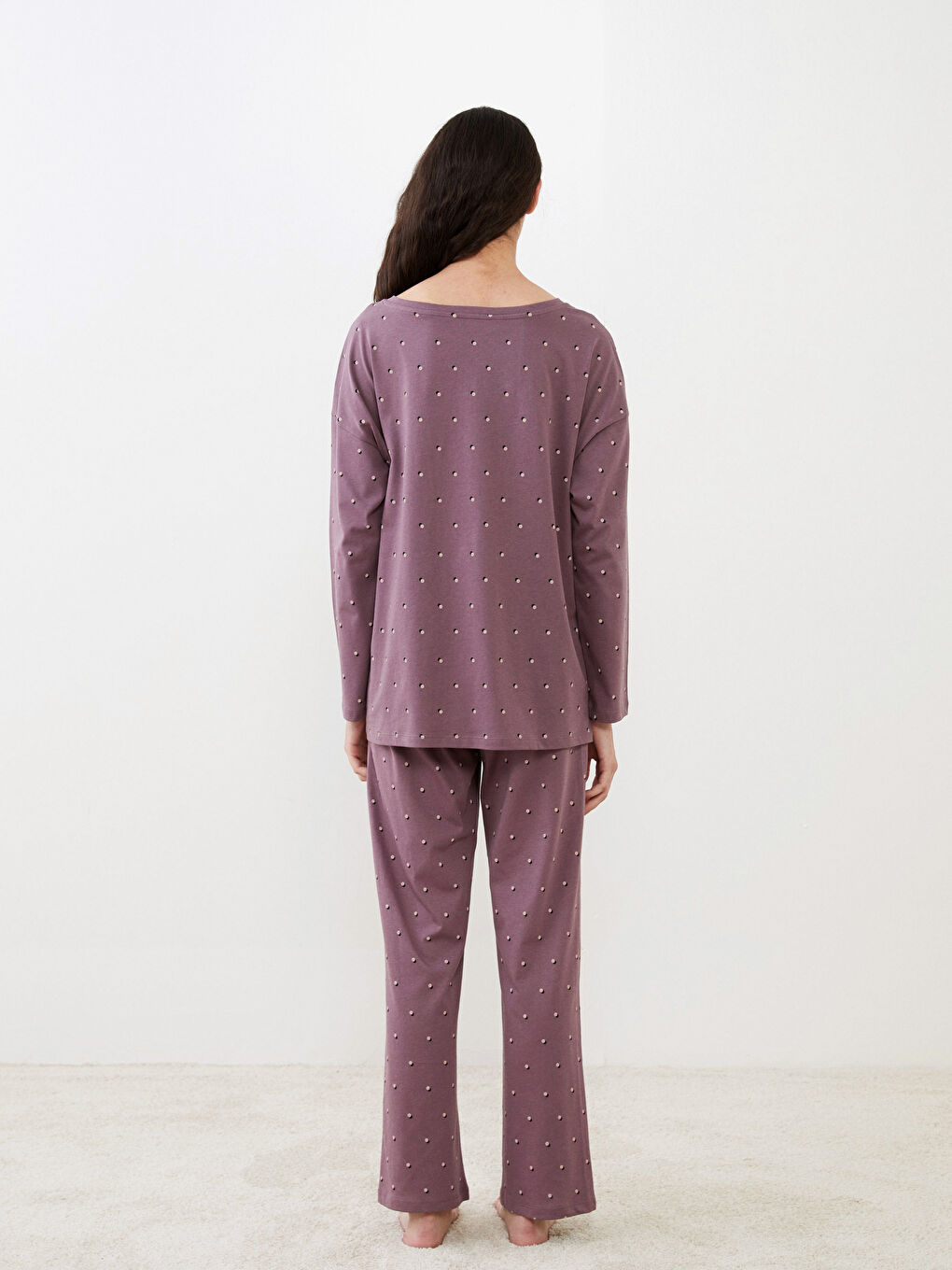 طقم بيجامة قطن كم طويل منقوش بياقة دائرية للسيدات-4