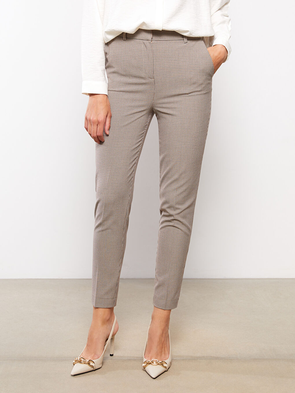 Kahverengi Dar Fit Desenli Kadın Pantolon-3