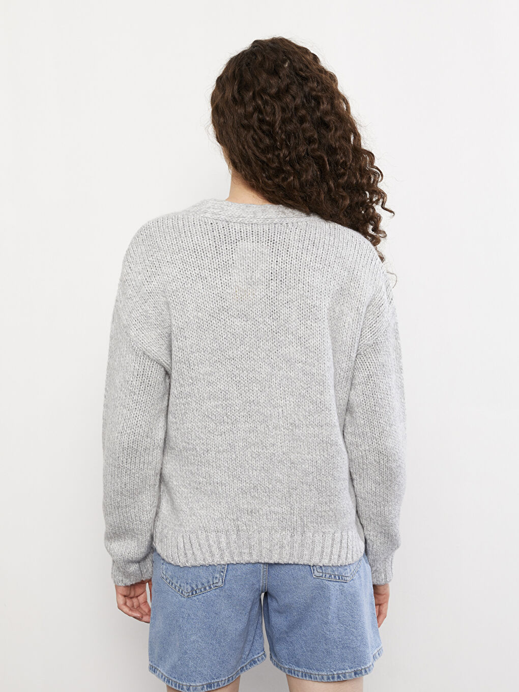 Gri V Yaka Kadın Triko Hırka-4