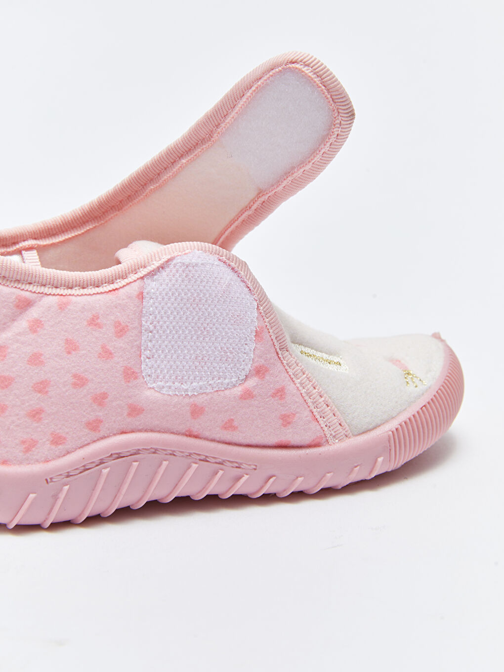 Pembe Nakış Detaylı Cırt Cırtlı Kız Bebek Panduf-5