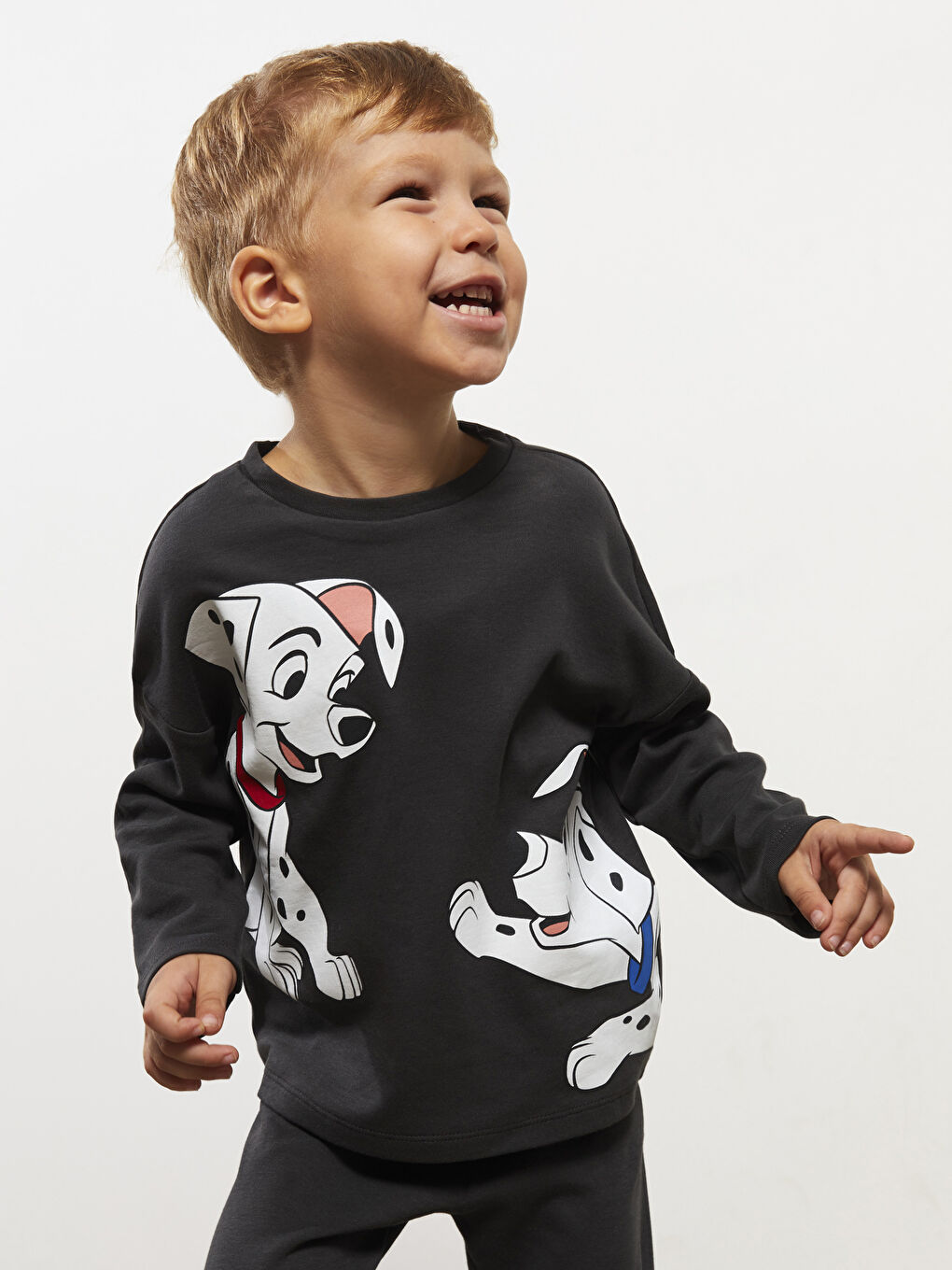 Пижамный комплект для малышей мальчиков с круглым вырезом, длинным рукавом и принтом 101 далматинец-1