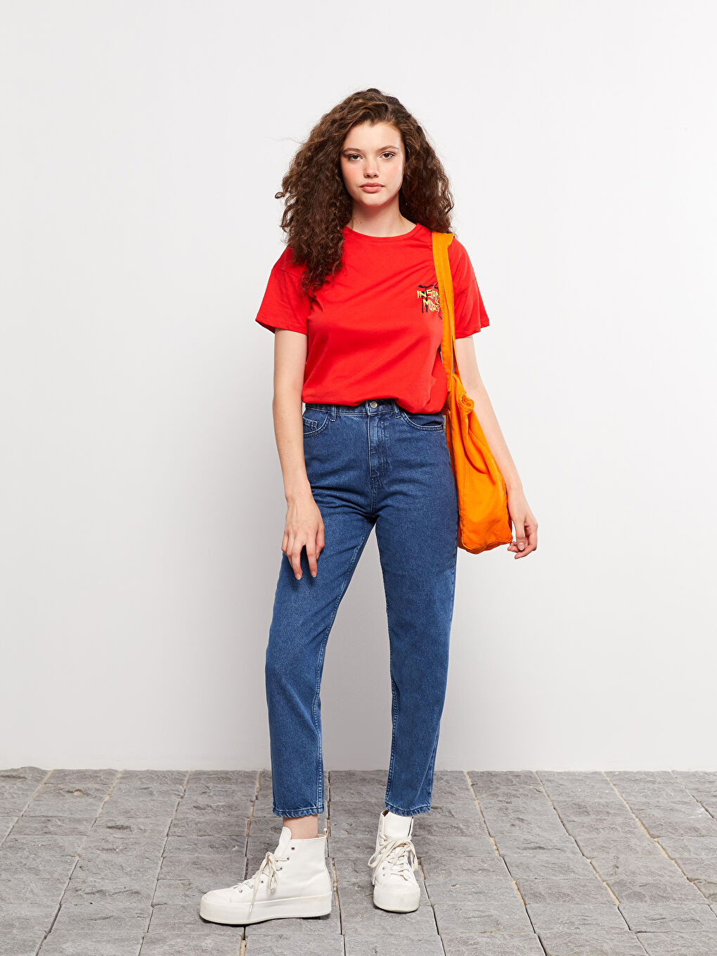 Kadın Yüksek Bel Mom Fit Düz Jean Pantolon-1