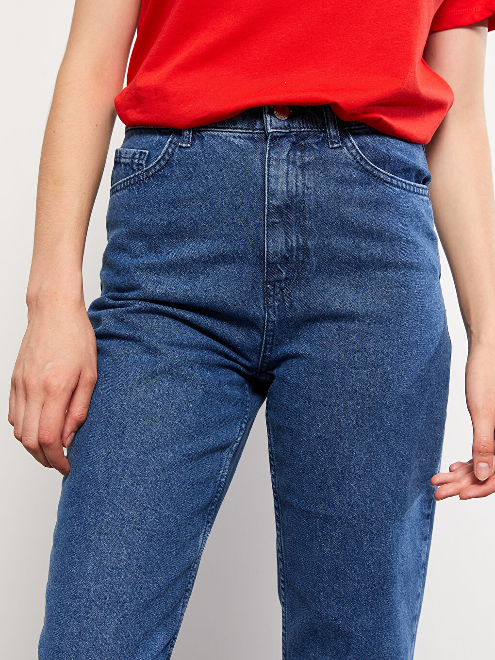 Kadın Yüksek Bel Mom Fit Düz Jean Pantolon-4