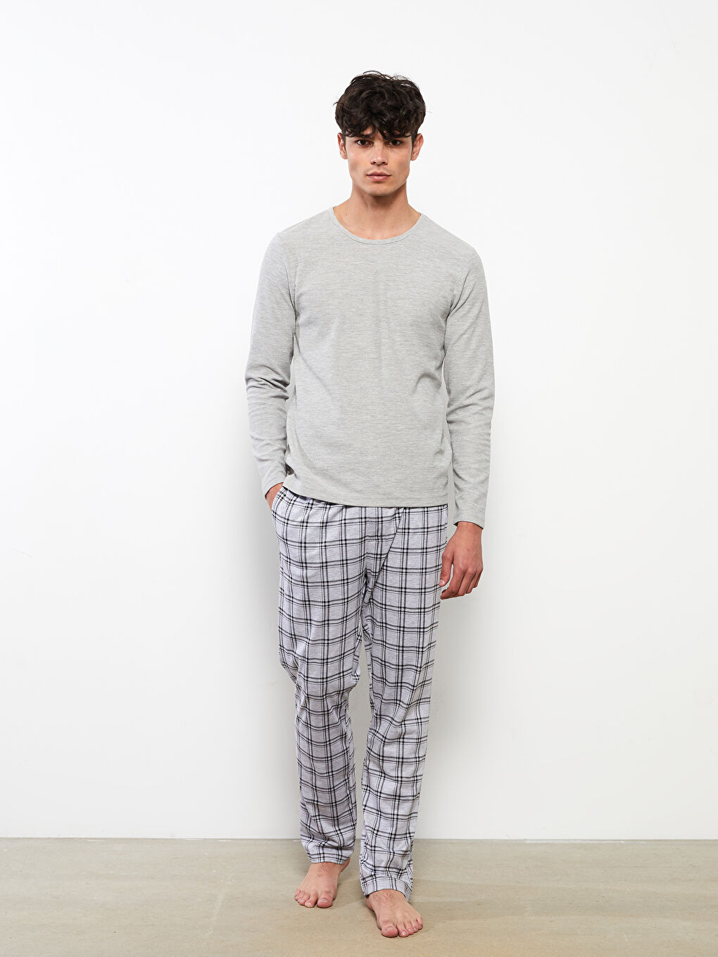Gri Bisiklet Yaka Uzun Kollu Erkek Pijama Üst-2