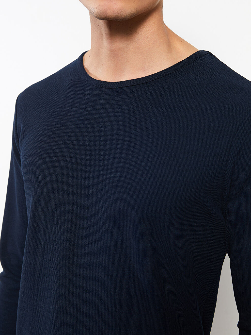 قميص بيجاما برقبة دائرية وكم طويل للرجال-3