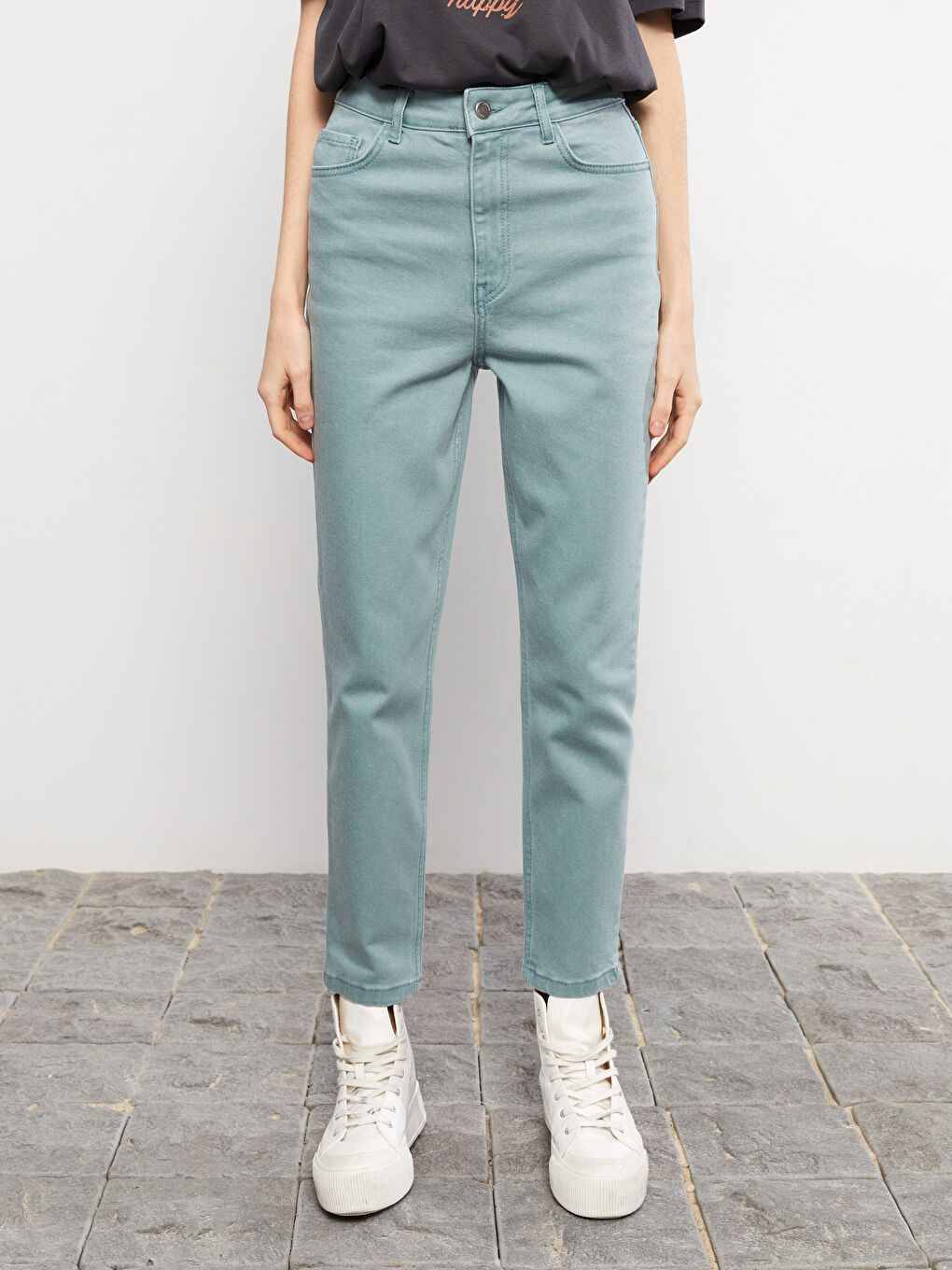 Yeşil Yüksek Bel Mom Fit Düz Cep Detaylı Kadın Jean Pantolon-3