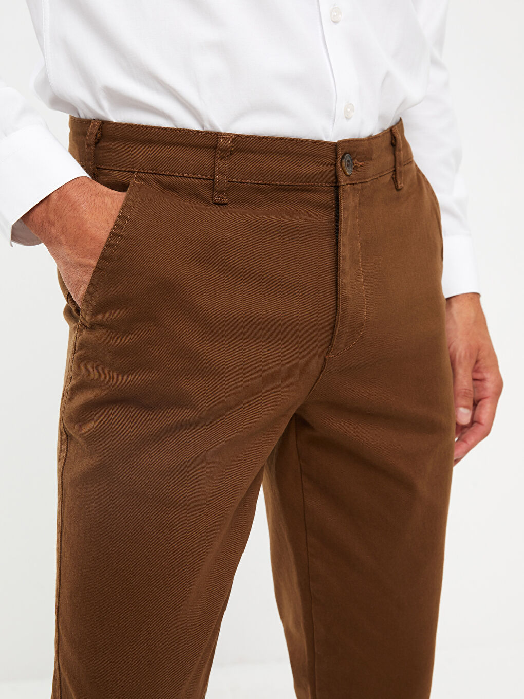 بنطلون تشينو جباردين ضيق تدريجياً للرجال-3