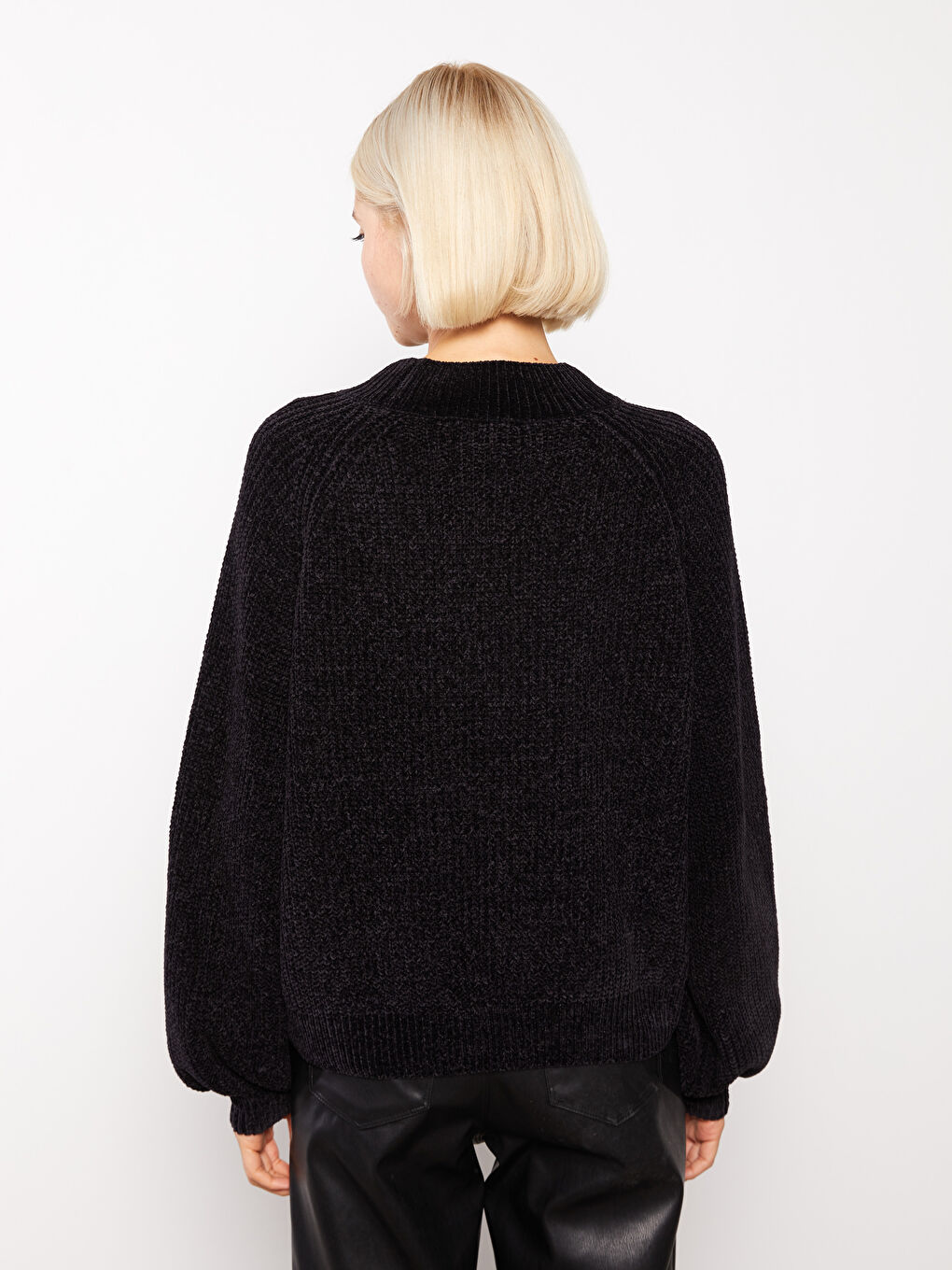 Siyah Dik Yaka Kadın Triko Kazak-4