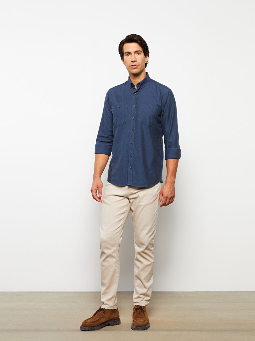 Ерлерге арналған ұзын жеңді стандартты пішімді саржа жейде-1