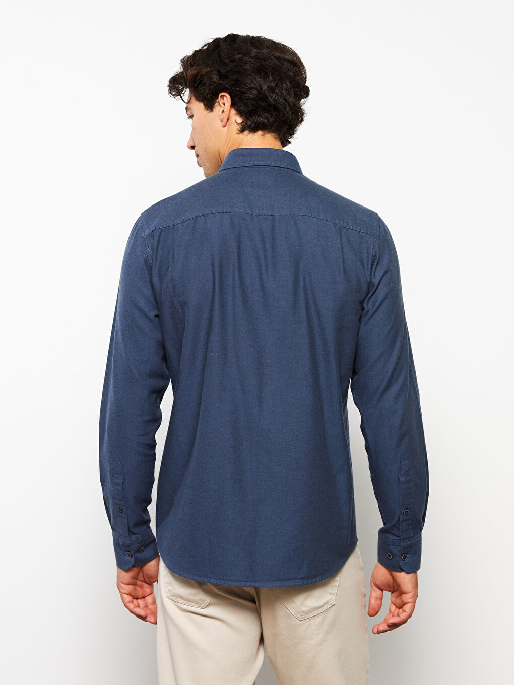 Ерлерге арналған ұзын жеңді стандартты пішімді саржа жейде-4