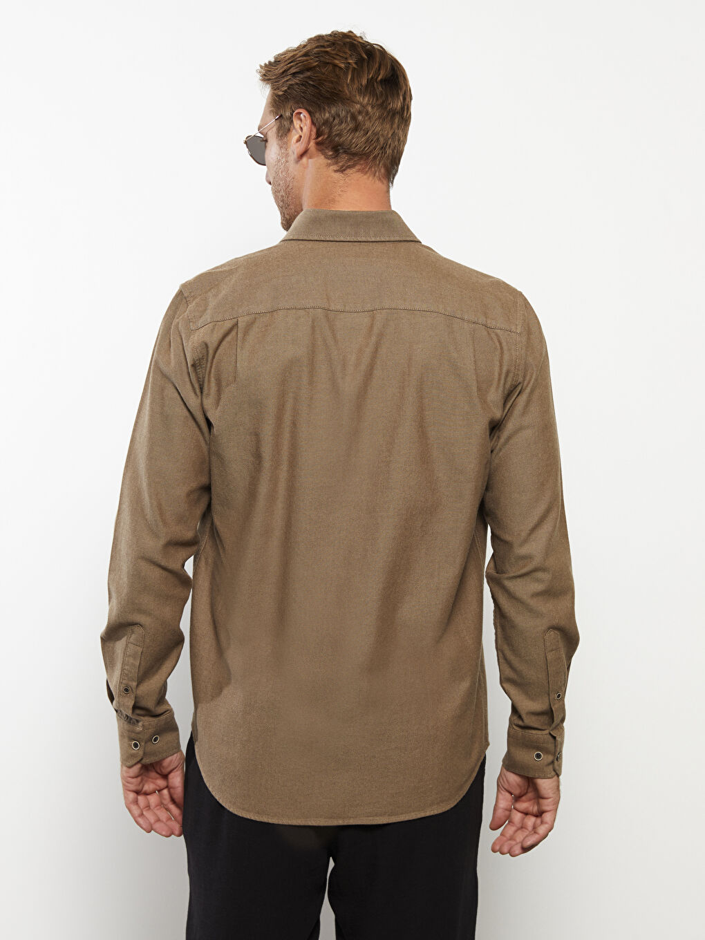 LCWAIKIKI Basic Regular Fit Langarm Gabardine Herrenhemd -W28059Z8-CT9