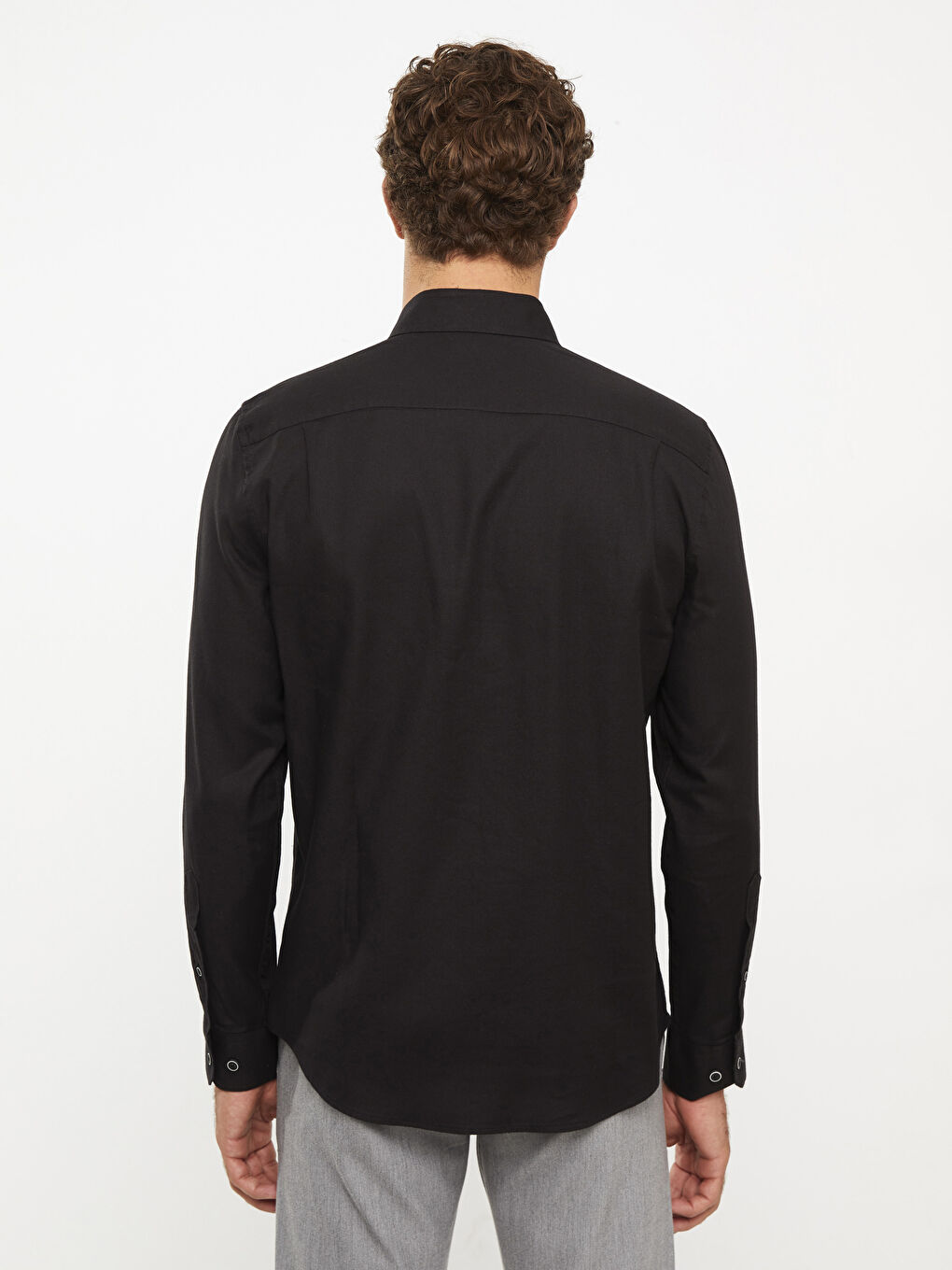 Ерлерге арналған ұзын жеңді стандартты пішімді саржа жейде-4