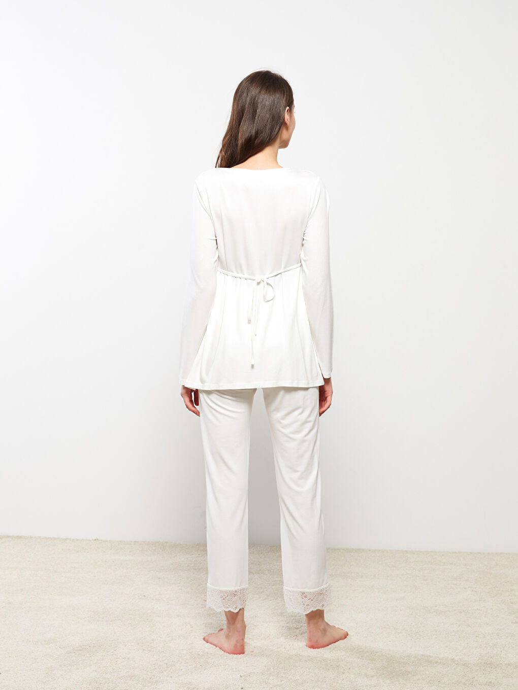 LCW DREAM Pyjama-Set für Schwangere mit Quadratischem Kragen, Stickerei und Langen Ärmeln -W28093Z8-FDU