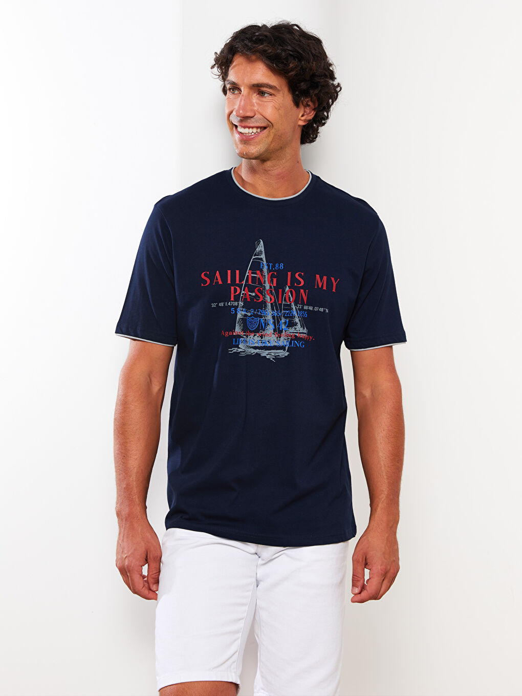 Lacivert Bisiklet Yaka Kısa Kollu Baskılı Penye Erkek Tişört-1