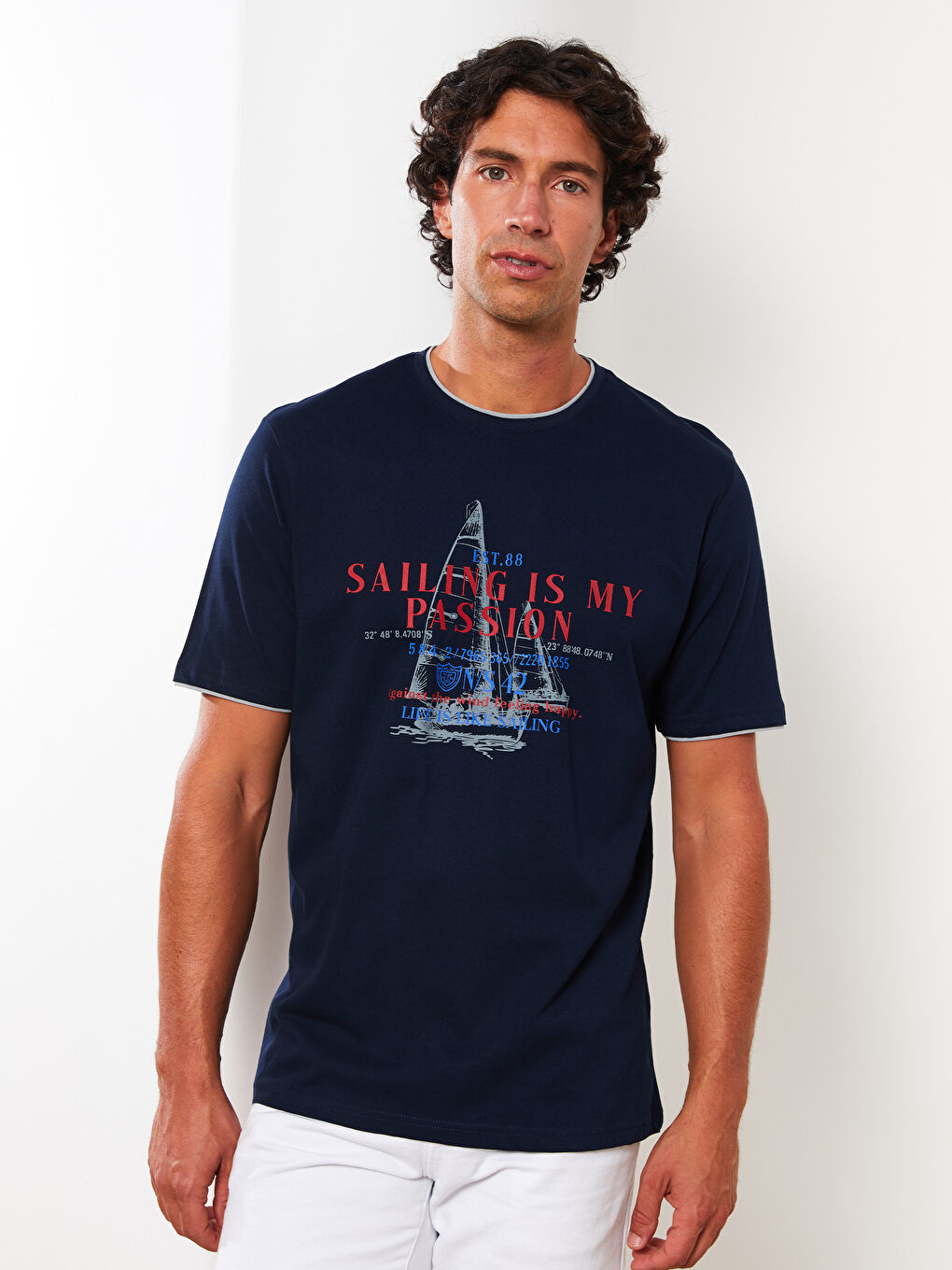 Lacivert Bisiklet Yaka Kısa Kollu Baskılı Penye Erkek Tişört