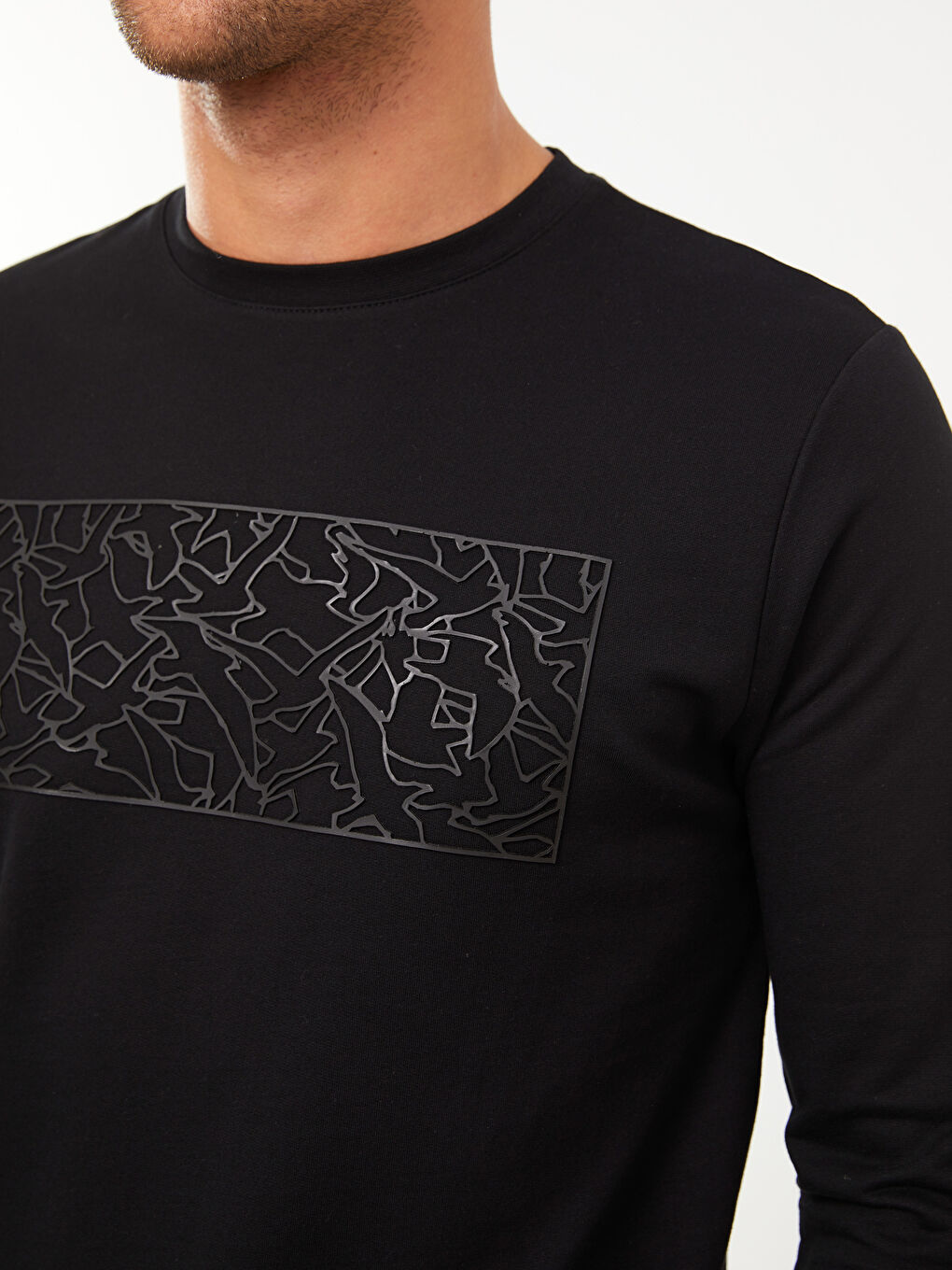 Siyah Bisiklet Yaka Uzun Kollu Baskılı Erkek Sweatshirt-4