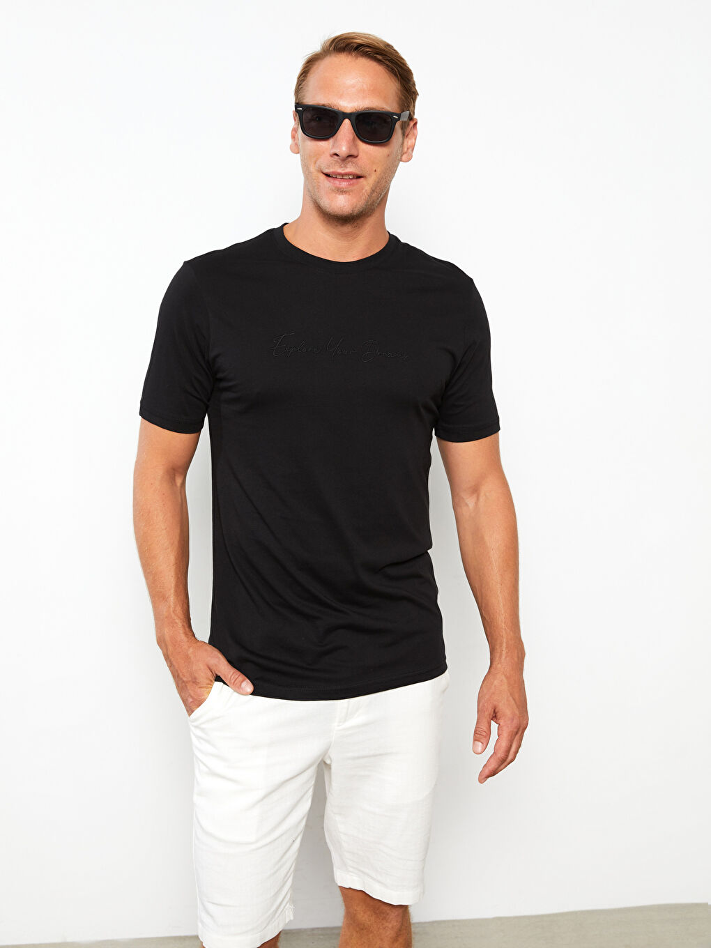 Siyah Bisiklet Yaka Kısa Kollu Basic Penye Erkek Tişört